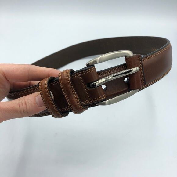 Fossil Brown Leather Mens Adjustable Belt Classic Silver Buckle - Picture 1 of 6